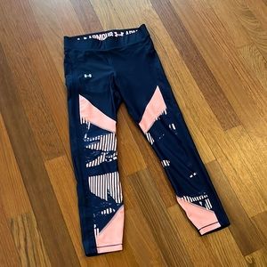 Under Armour Navy and Pink / Peach Capri Tights - NWOT
